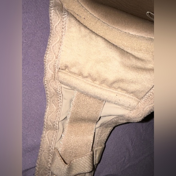 Strapless Nude Bra - Picture 6 of 6